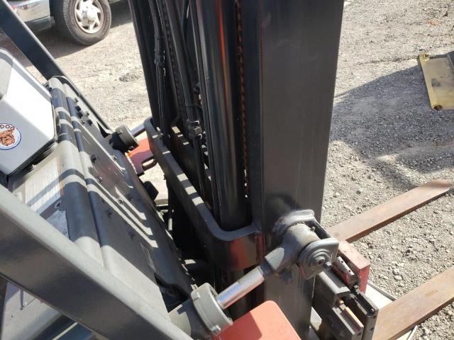 77218 - 2003 TOYOTA FORKLIFT ORANGE photo 9