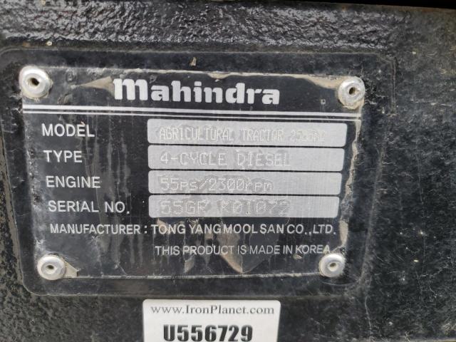 55GRK01072 - 2019 MAHINDRA AND MAHINDRA TRACTOR RED photo 10