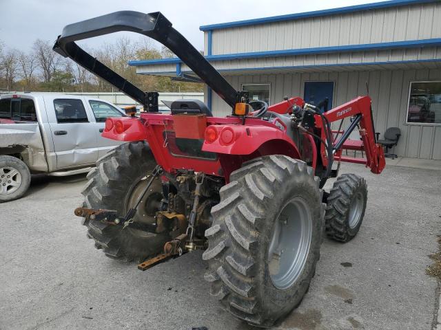55GRK01072 - 2019 MAHINDRA AND MAHINDRA TRACTOR RED photo 4