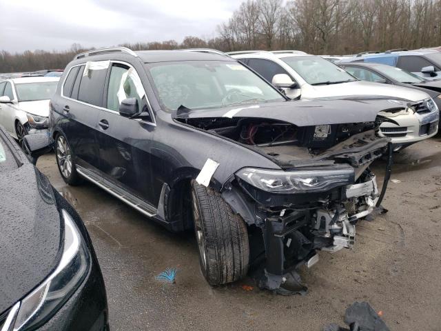5UXCW2C02M9F71463 - 2021 BMW X7 XDRIVE4 BLACK photo 4