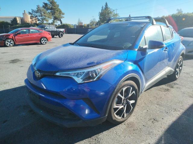 NMTKHMBX7JR041127 - 2018 TOYOTA C-HR XLE BLUE photo 2