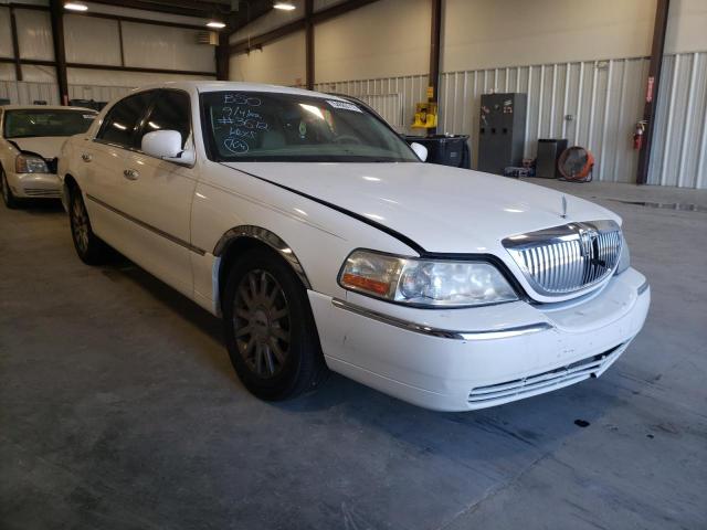 1LNHM81V67Y633612 - 2007 LINCOLN TOWN CAR S WHITE photo 1