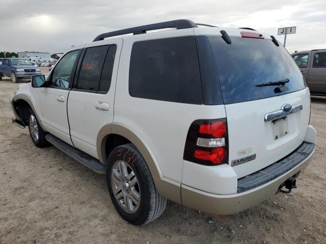 1FMEU64E29UA21078 - 2009 FORD EXPLORER E WHITE photo 3