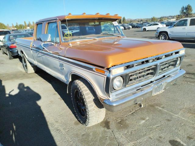 F35JCA56996 - 1976 FORD F250 CC 4X ORANGE photo 1