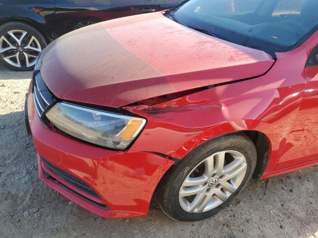 3VW2K7AJ7FM212030 - 2015 VOLKSWAGEN JETTA BASE RED photo 9