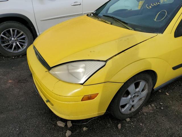 3FAHP31331R118107 - 2001 FORD FOCUS ZX3 YELLOW photo 9