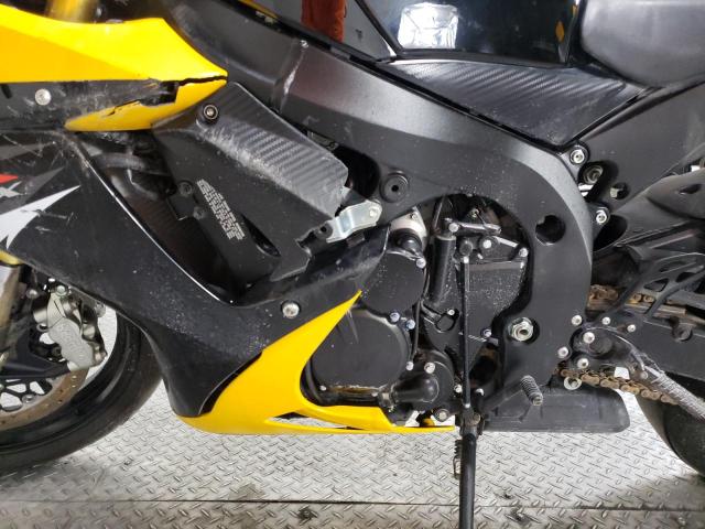 JS1GR7MA9H2100320 - 2017 SUZUKI GSX-R750 YELLOW photo 6