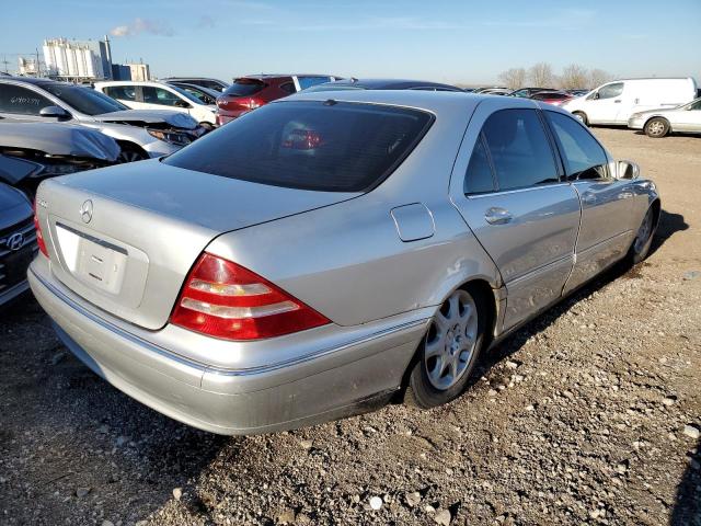 WDBNG75J2YA068199 - 2000 MERCEDES-BENZ S 500 SILVER photo 4