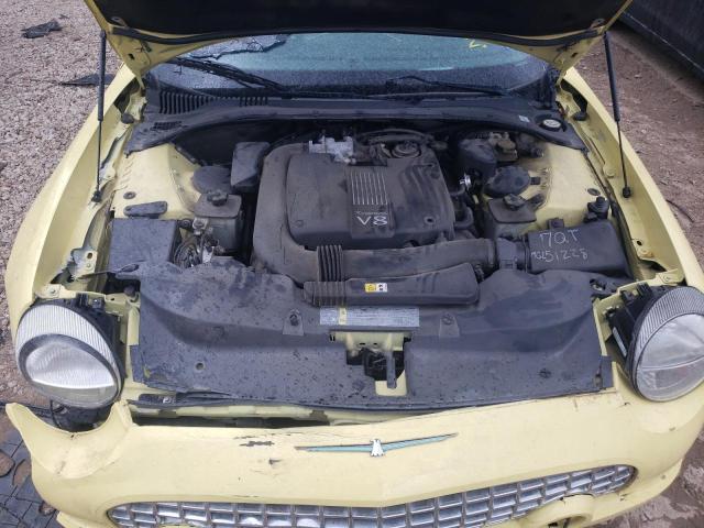 1FAHP60A22Y104946 - 2002 FORD THUNDERBIR YELLOW photo 7