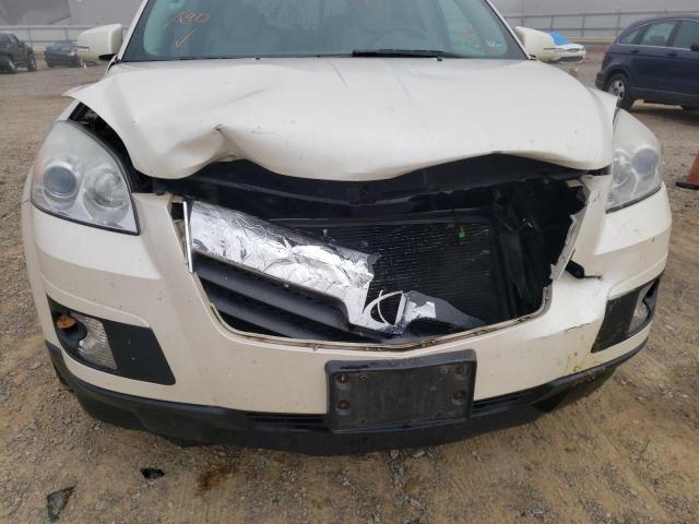 5GZEV23777J144823 - 2007 SATURN OUTLOOK XR CREAM photo 9