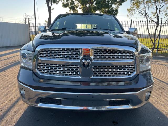 1C6RR6VT1HS549765 - 2017 RAM 1500 LARAM GRAY photo 2