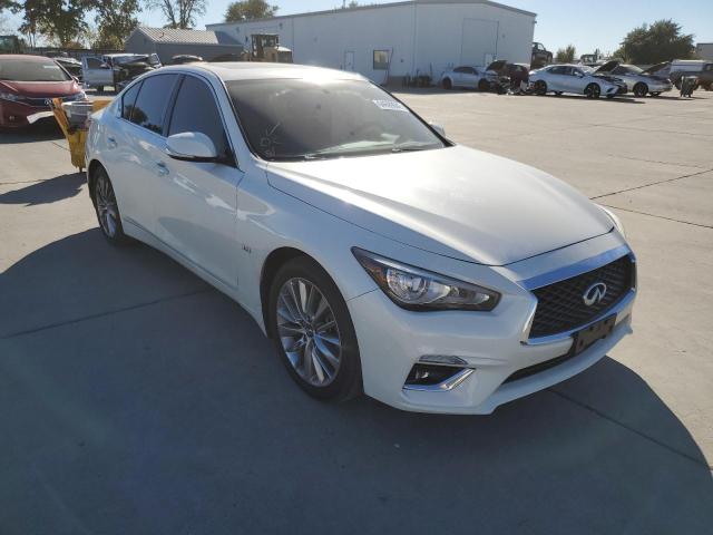 JN1EV7AP6JM359555 - 2018 INFINITI Q50 LUXE WHITE photo 1