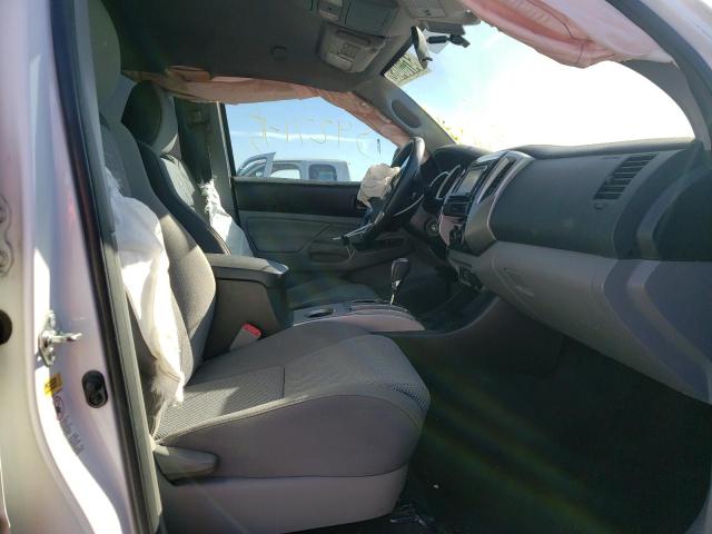 3TMLU4EN8FM201471 - 2015 TOYOTA TACOMA DOU 白色 照片 5