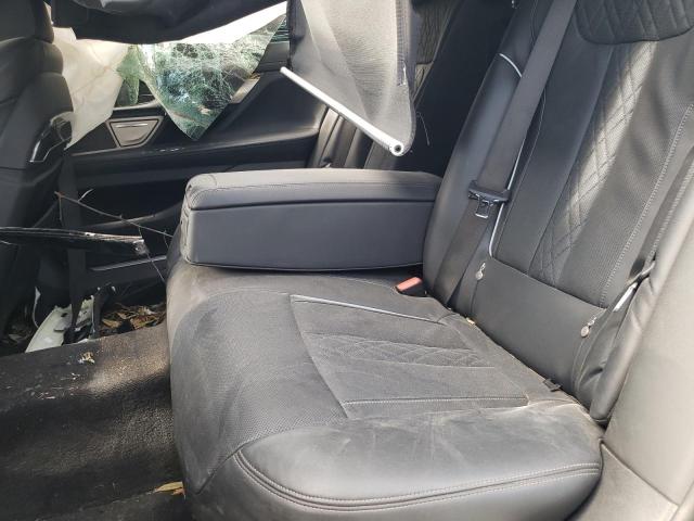 WBA7F0C5XJGM23677 - 2018 BMW 750 I ნაცრისფერი ფოტო 6