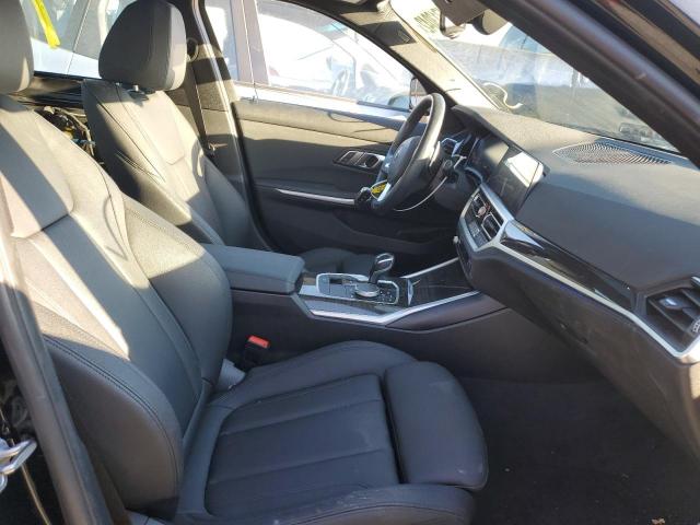 3MW5R1J59K8B03189 - 2019 BMW 330I BLACK photo 5