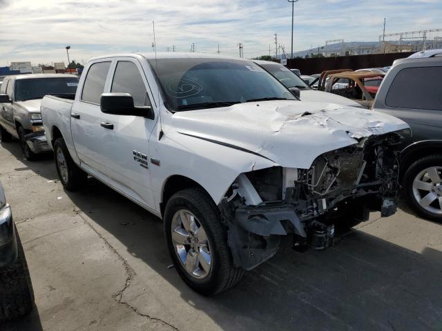 1C6RR6KT9KS512832 - 2019 RAM 1500 CLASS WHITE photo 4