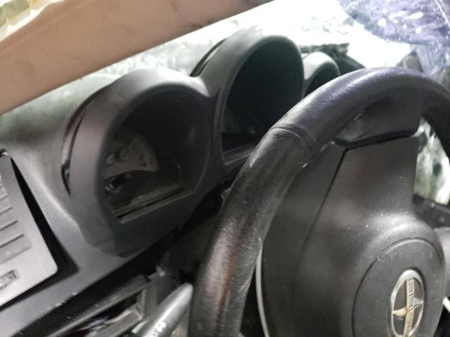 JTKDE177750026056 - 2005 TOYOTA SCION TC 灰色 照片 8