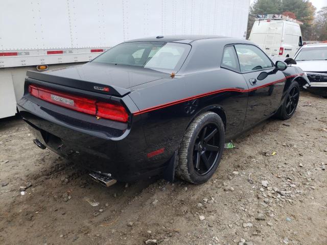 2B3LJ74W09H641385 - 2009 DODGE CHALLENGER BLACK photo 4