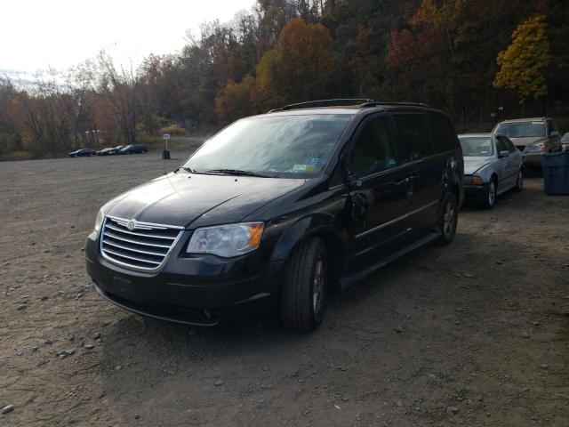 2A4RR8D17AR428440 - 2010 CHRYSLER TOWN & COU BLACK photo 2