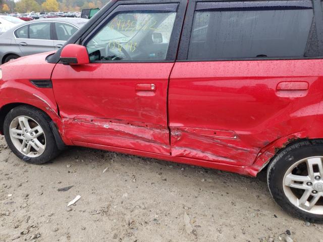 KNDJT2A24A7049900 - 2010 KIA SOUL +/!/S RED photo 9