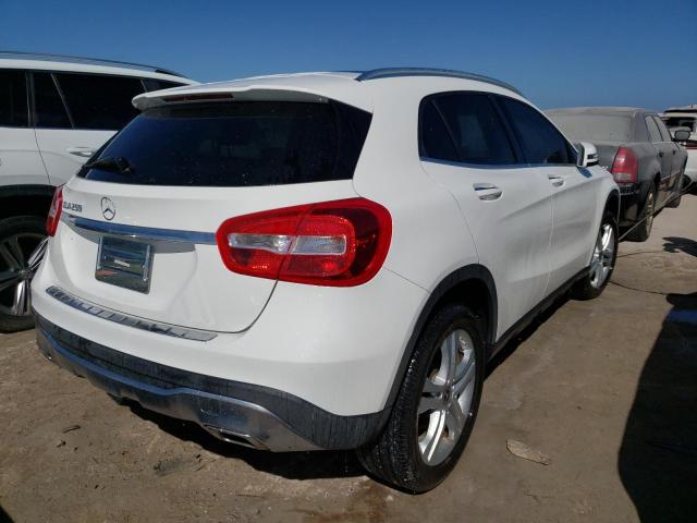 WDCTG4EB1KU010584 - 2019 MERCEDES-BENZ GLA 250 WHITE photo 4