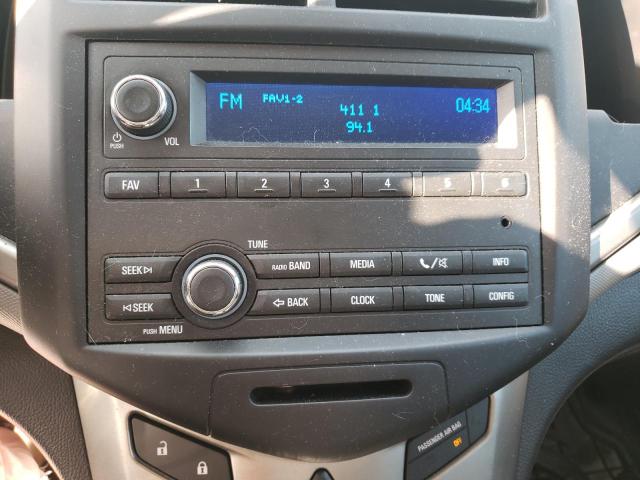 1G1JA6SH2F4189395 - 2015 CHEVROLET SONIC LS WHITE photo 9