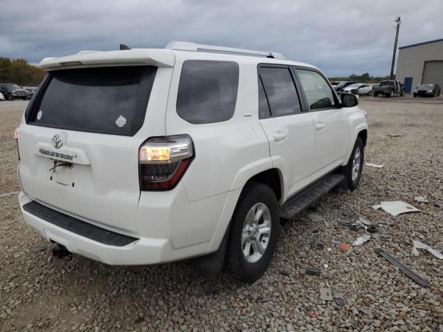 JTEZU5JR5H5150346 - 2017 TOYOTA 4 RUNNER WHITE photo 4