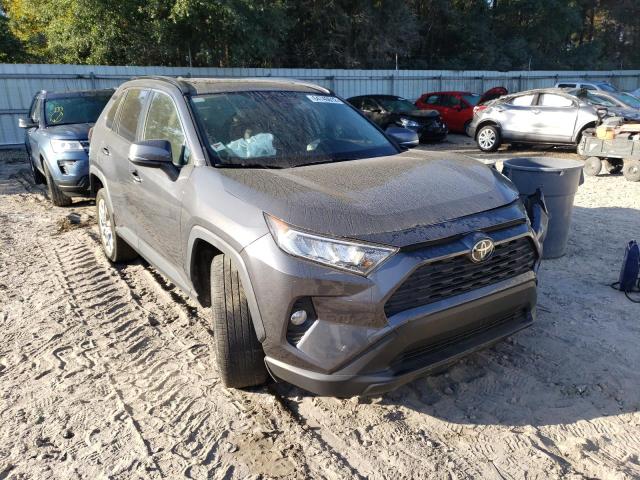 JTMC1RFV9KD018929 - 2019 TOYOTA RAV4 XLE P GRAY photo 1