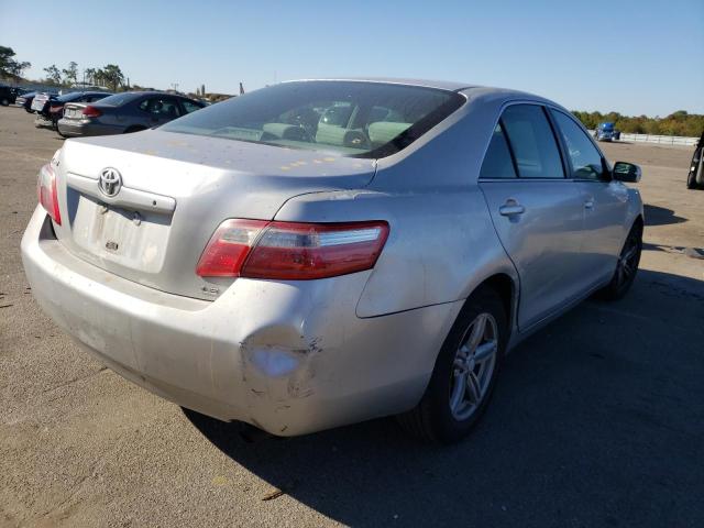 4T1BE46K27U526428 - 2007 TOYOTA CAMRY CE SILVER photo 4