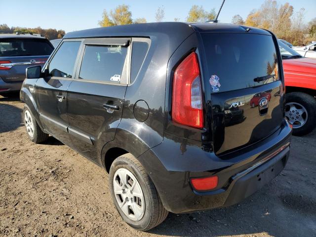 KNDJT2A56D7596410 - 2013 KIA SOUL BLACK photo 3