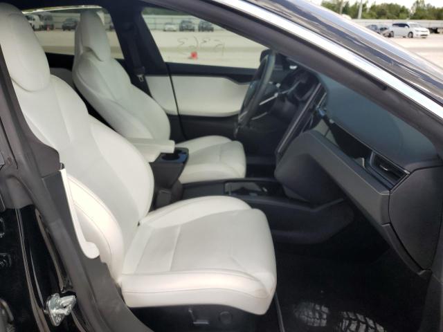 5YJSA1E44JF272979 - 2018 TESLA MODEL S Սև լուսանկար 5