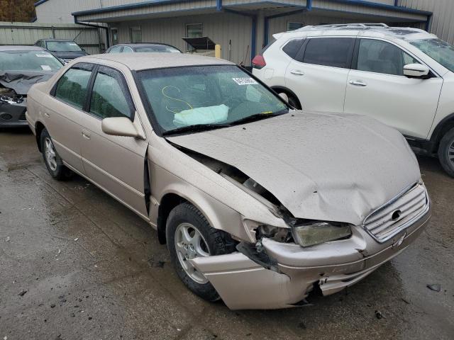 4T1BG22KXWU215140 - 1998 TOYOTA CAMRY CE GOLD photo 1