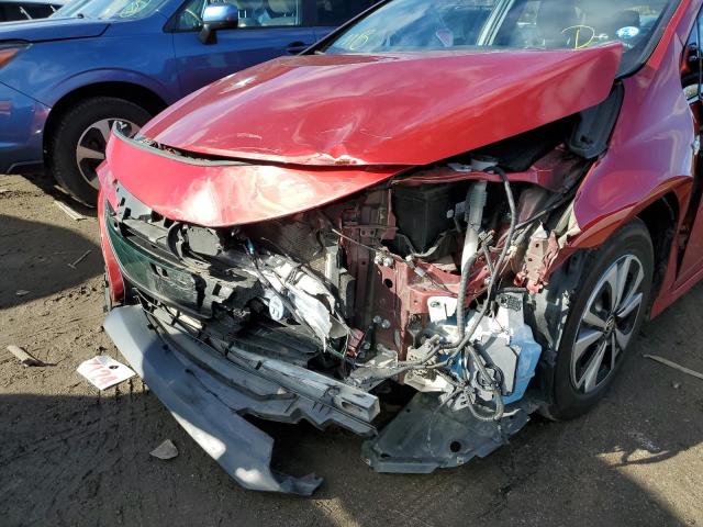 JTDKARFP3H3065045 - 2017 TOYOTA PRIUS PRIM Rot Foto 9