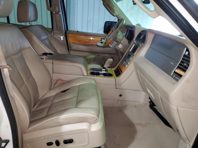 5LMFU275X7LJ03150 - 2007 LINCOLN NAVIGATOR 白色 照片 5