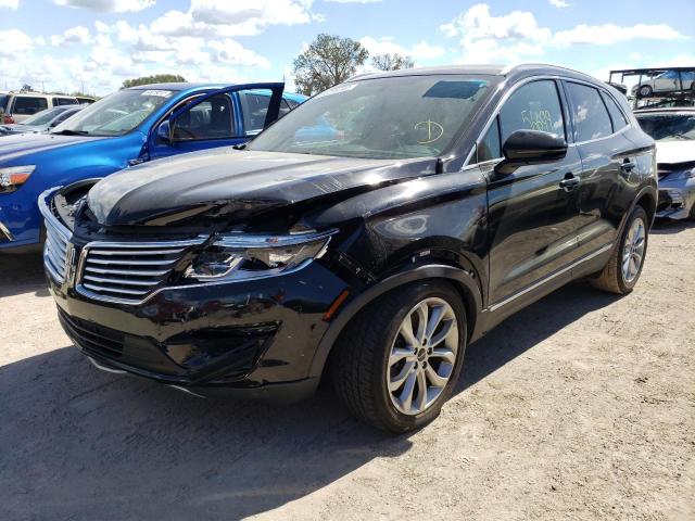 5LMCJ2C99HUL12055 - 2017 LINCOLN MKC SELECT შავი ფოტო 2