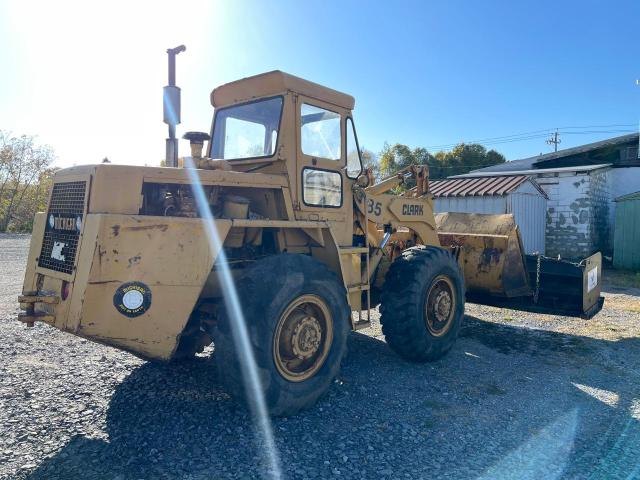 5DC136 - 1980 CLAR FORKLIFT YELLOW photo 4