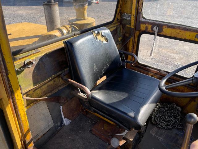 5DC136 - 1980 CLAR FORKLIFT 黄色 照片 6