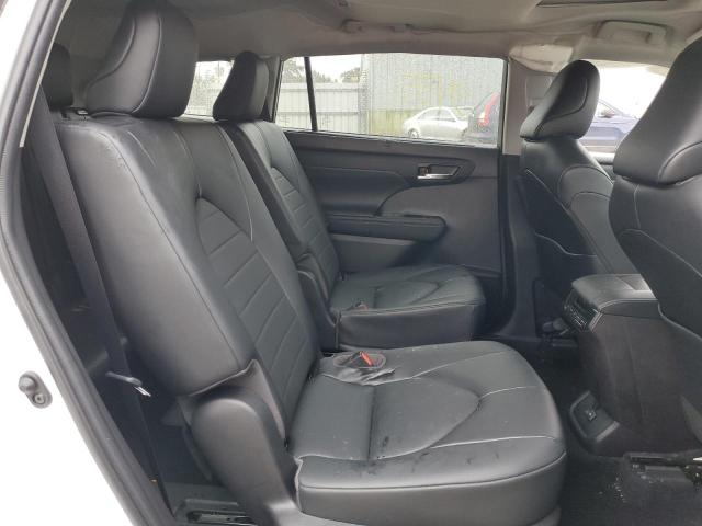 5TDGZRBH0NS574047 - 2022 TOYOTA HIGHLANDER WHITE photo 6