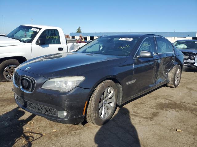 WBAKC8C54BC432532 - 2011 BMW 750 LXI GRAY photo 2