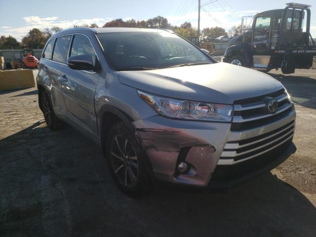 5TDKZRFH5JS528230 - 2018 TOYOTA HIGHLANDER ვერცხლისფერი ფოტო 1
