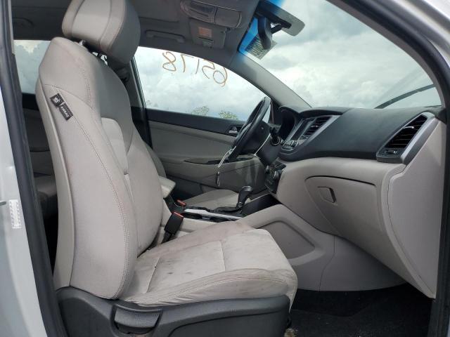 KM8J3CA21JU641838 - 2018 HYUNDAI TUCSON VAL SILVER photo 5