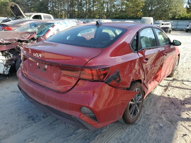 3KPF24AD3NE490624 - 2022 KIA FORTE FE RED photo 4