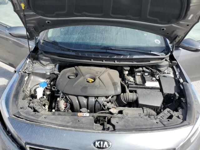 KNAFX5A83H5721139 - 2017 KIA FORTE EX GRAY photo 7