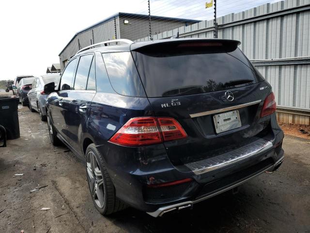 4JGDA7EB7DA213153 - 2013 MERCEDES-BENZ ML 63 AMG BLUE photo 3