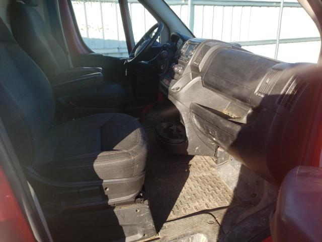 3C6TRVDGXGE102387 - 2016 RAM PROMASTER RED photo 5