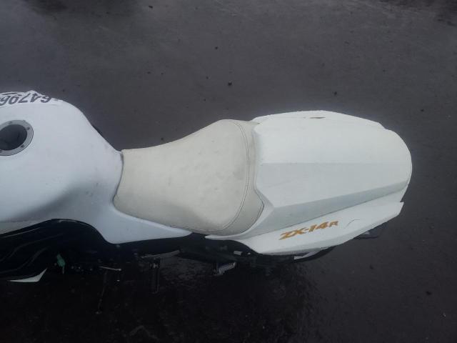 JKBZXNE15CA000436 - 2012 KAWASAKI ZX1400 EC WHITE photo 6