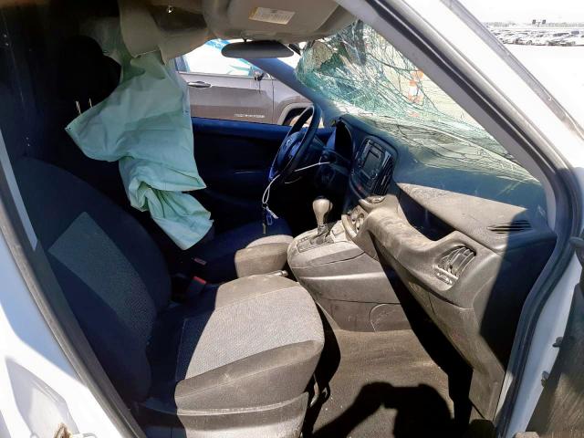 ZFBERFAB6H6F19146 - 2017 RAM PROMASTER WHITE photo 5