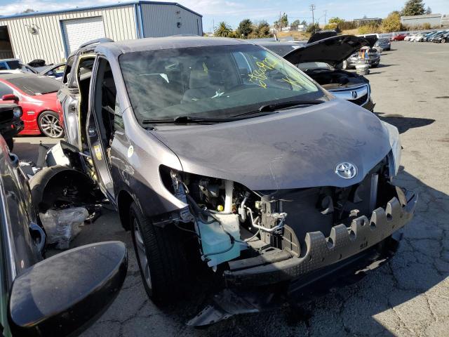 5TDKZ3DC5HS775326 - 2017 TOYOTA SIENNA LE CHARCOAL photo 1