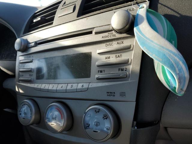 4T1BF3EK7AU079403 - 2010 TOYOTA CAMRY BASE GRAY photo 9