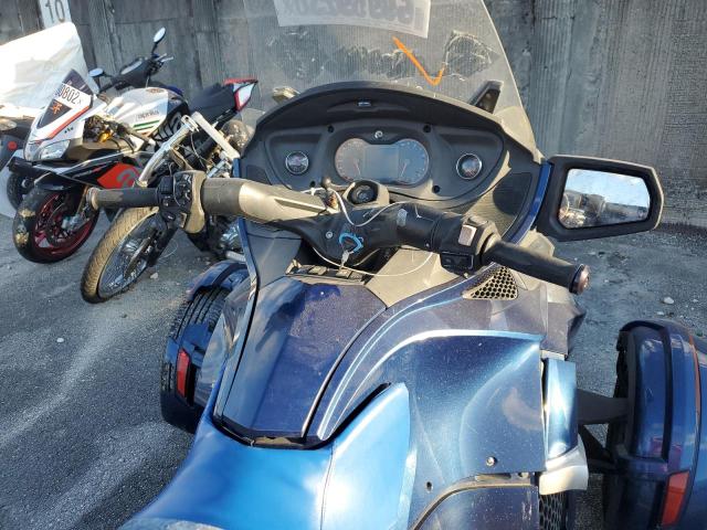 2BXNBDD21HV000150 - 2017 CAN-AM SPYDER ROA BLUE photo 5